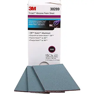Feuilles abrasives en mousse 3M Trizact 2,75 x 5,5 po, attache auto-agrippante